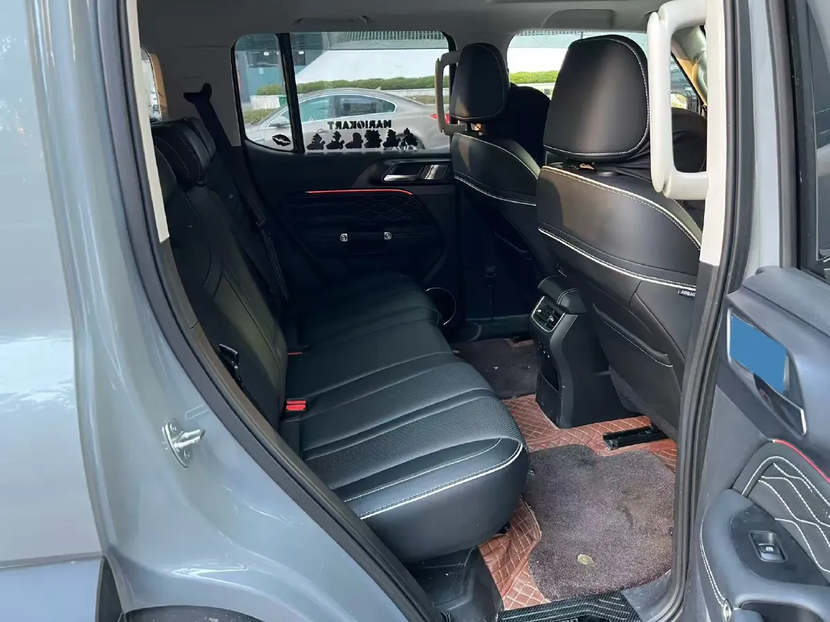 2023 Tank 300 2.0T 227HP L4 8AT,autocango,china used car exporter,china ev exporter,chinese used car exporter,chinese used ev exporter