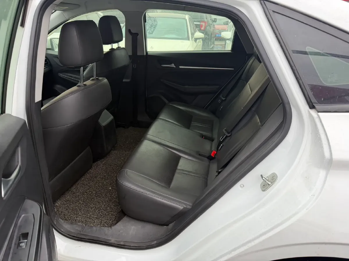 2021 Weltmeister E.5 BEV 49.92KWH,autocango,china used car exporter,china ev exporter,chinese used car exporter,chinese used ev exporter