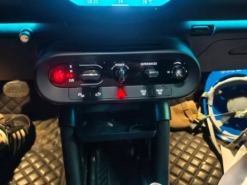 2024 MINI COOPER BEV 51.5KWH,autocango,china used car exporter,china ev exporter,chinese used car exporter,chinese used ev exporter