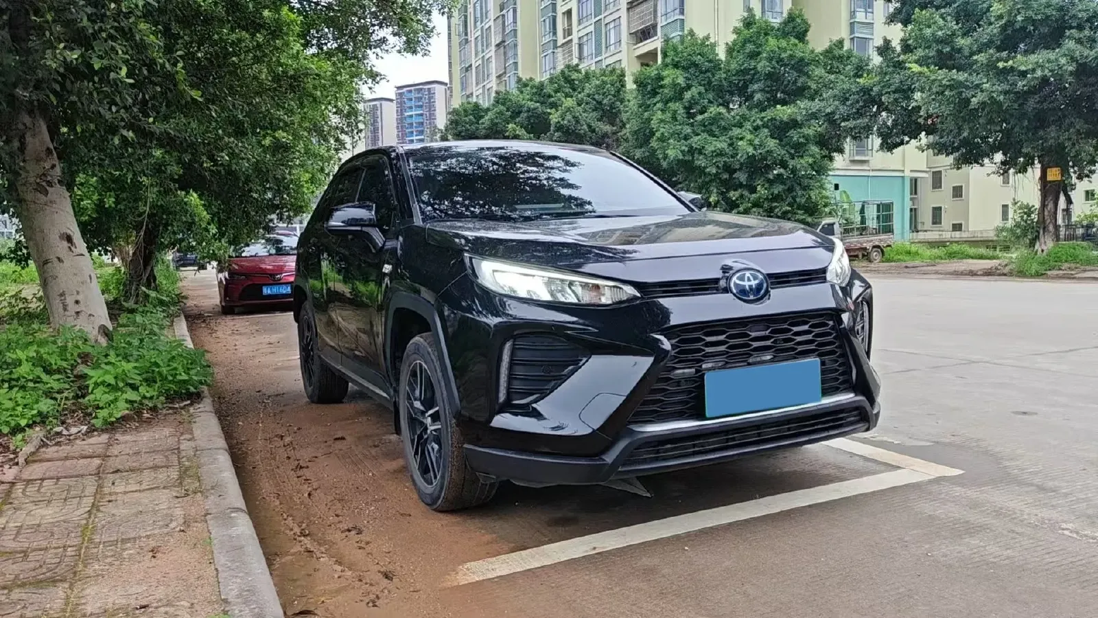 2021 Toyota Wildlander 2.5L 180HP L4 E-CVT PHEV 15.984KWH,autocango,china used car exporter,china ev exporter,chinese used car exporter,chinese used ev exporter