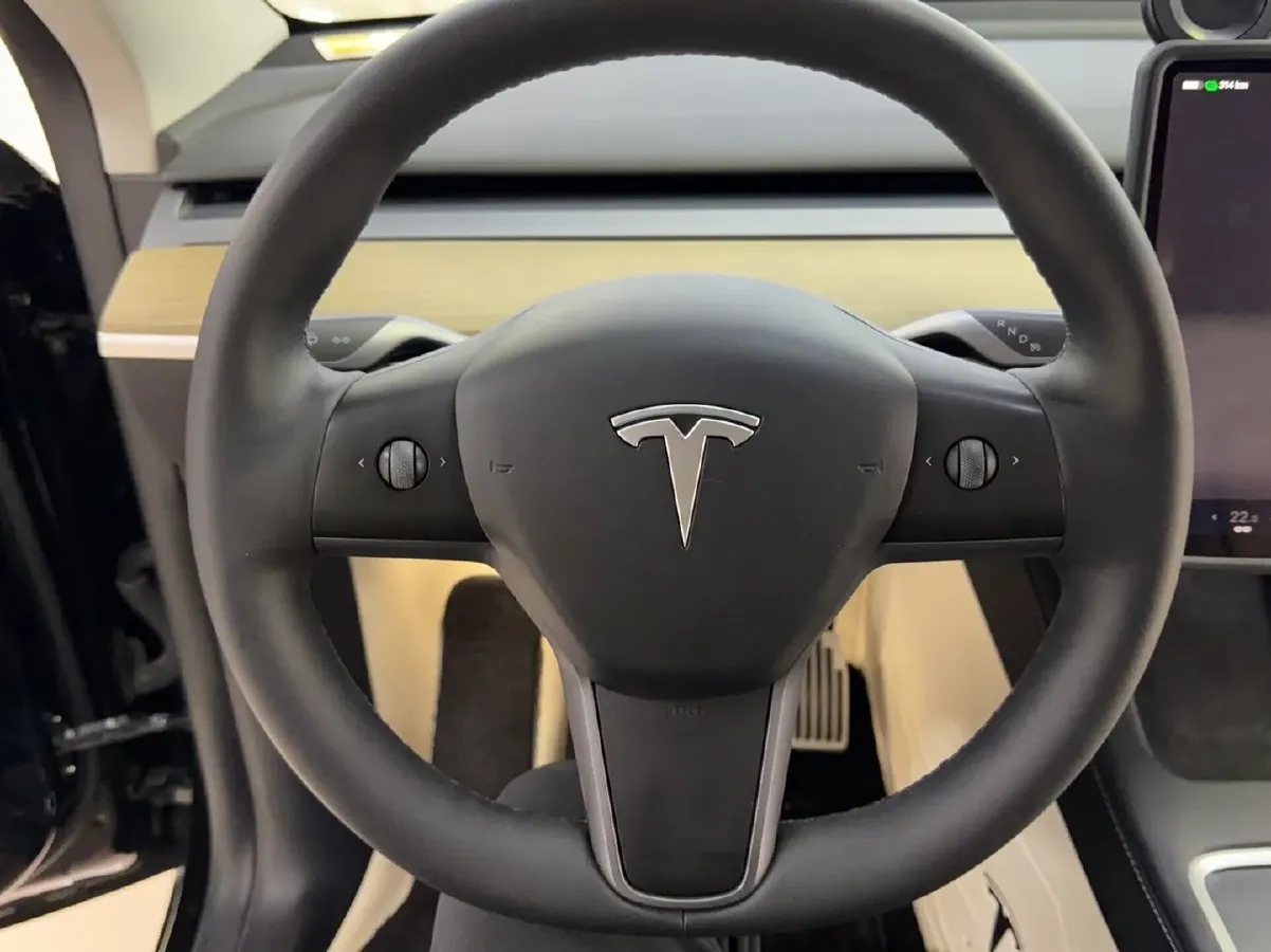 2022 Tesla Model Y BEV 60KWH,autocango,china used car exporter,china ev exporter,chinese used car exporter,chinese used ev exporter
