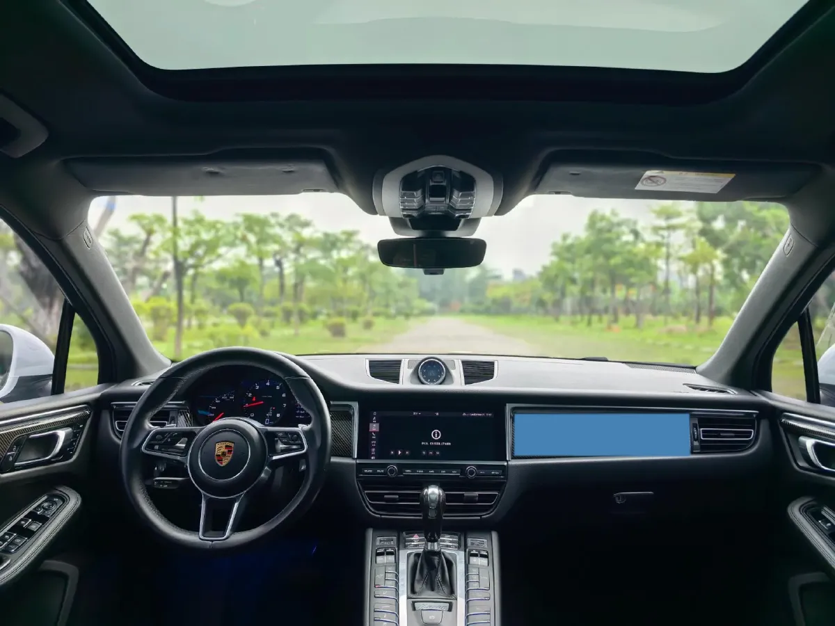 2018 Porsche Macan 2.0T 252HP L4 7DCT,autocango,china used car exporter,china ev exporter,chinese used car exporter,chinese used ev exporter
