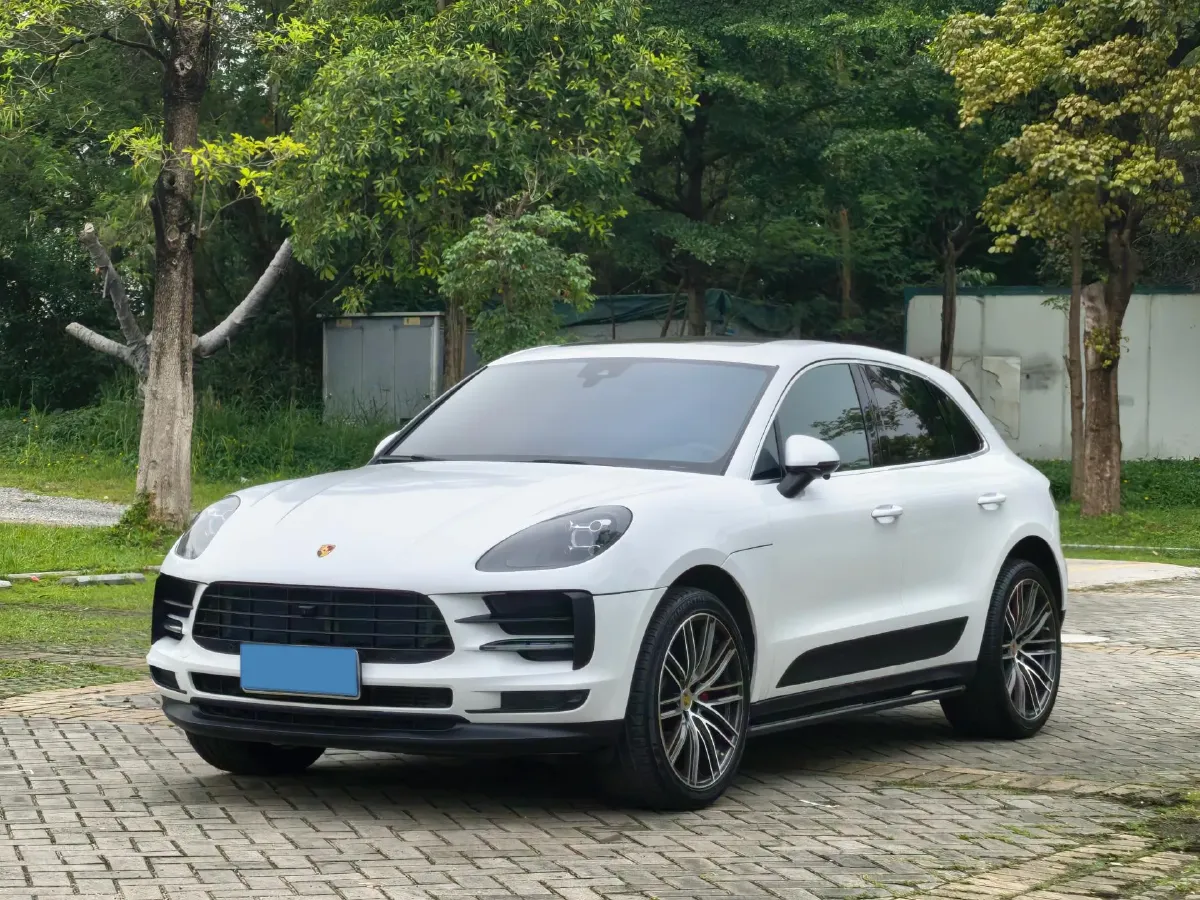 2018 Porsche Macan 2.0T 252HP L4 7DCT,autocango,china used car exporter,china ev exporter,chinese used car exporter,chinese used ev exporter