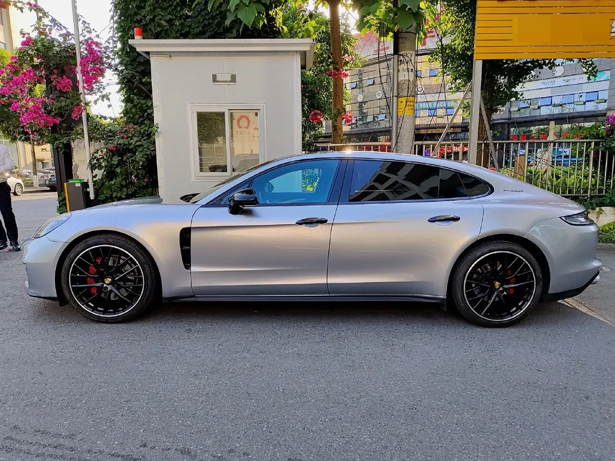 2021 Porsche Panamera 2.9T 330HP V6 8DCT,autocango,china used car exporter,china ev exporter,chinese used car exporter,chinese used ev exporter