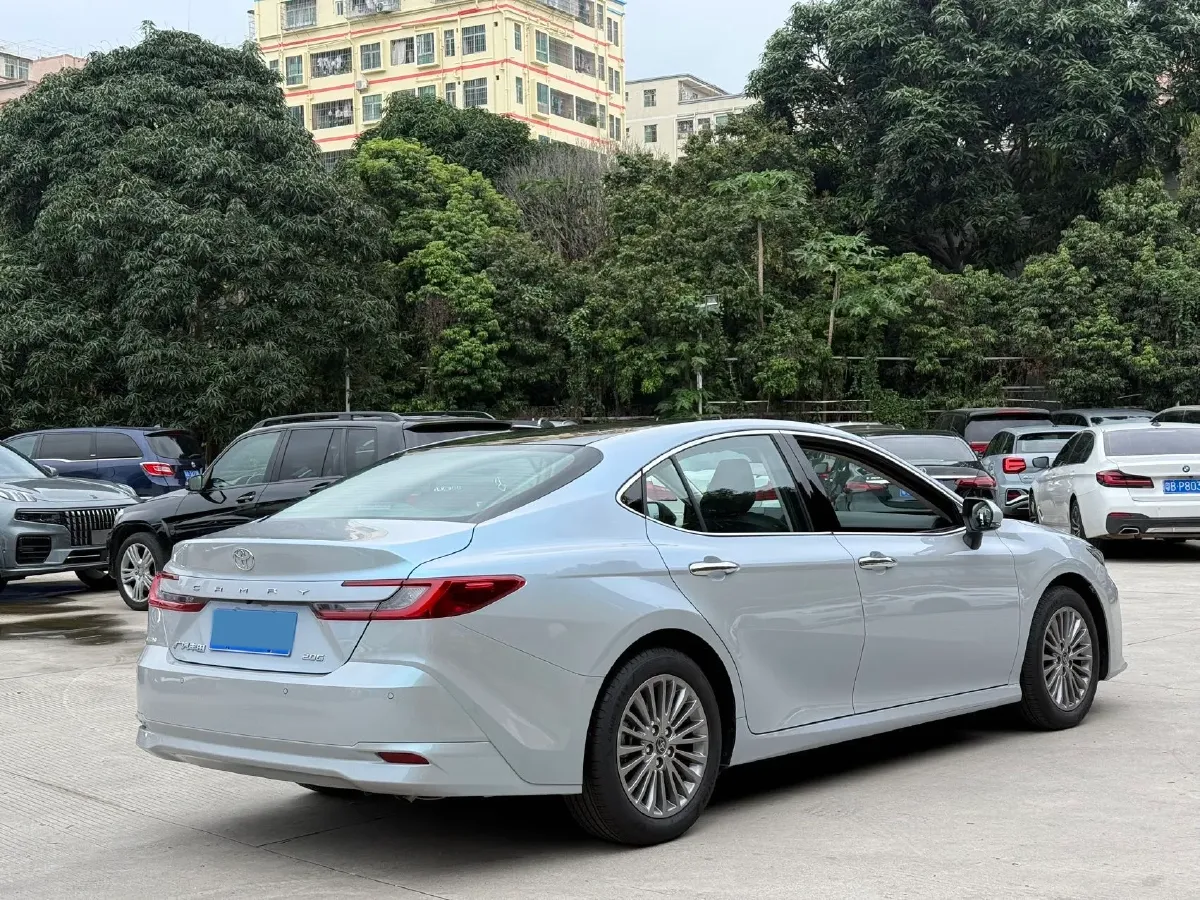 2024 Toyota Camry 2.0L 173HP L4 CVT,autocango,china used car exporter,china ev exporter,chinese used car exporter,chinese used ev exporter