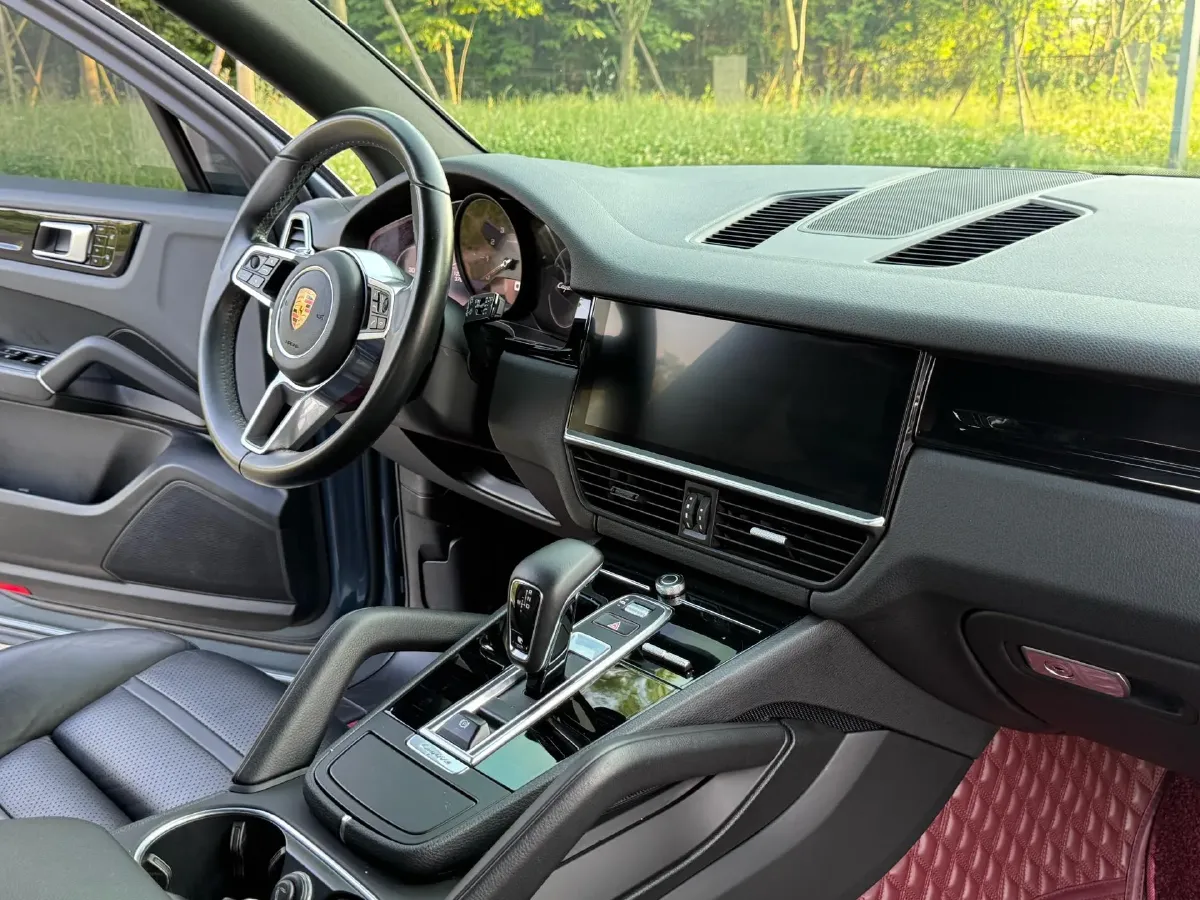 2018 Land Rover Range Rover Velar 3.0T 380HP V6 8AT,autocango,china used car exporter,china ev exporter,chinese used car exporter,chinese used ev exporter