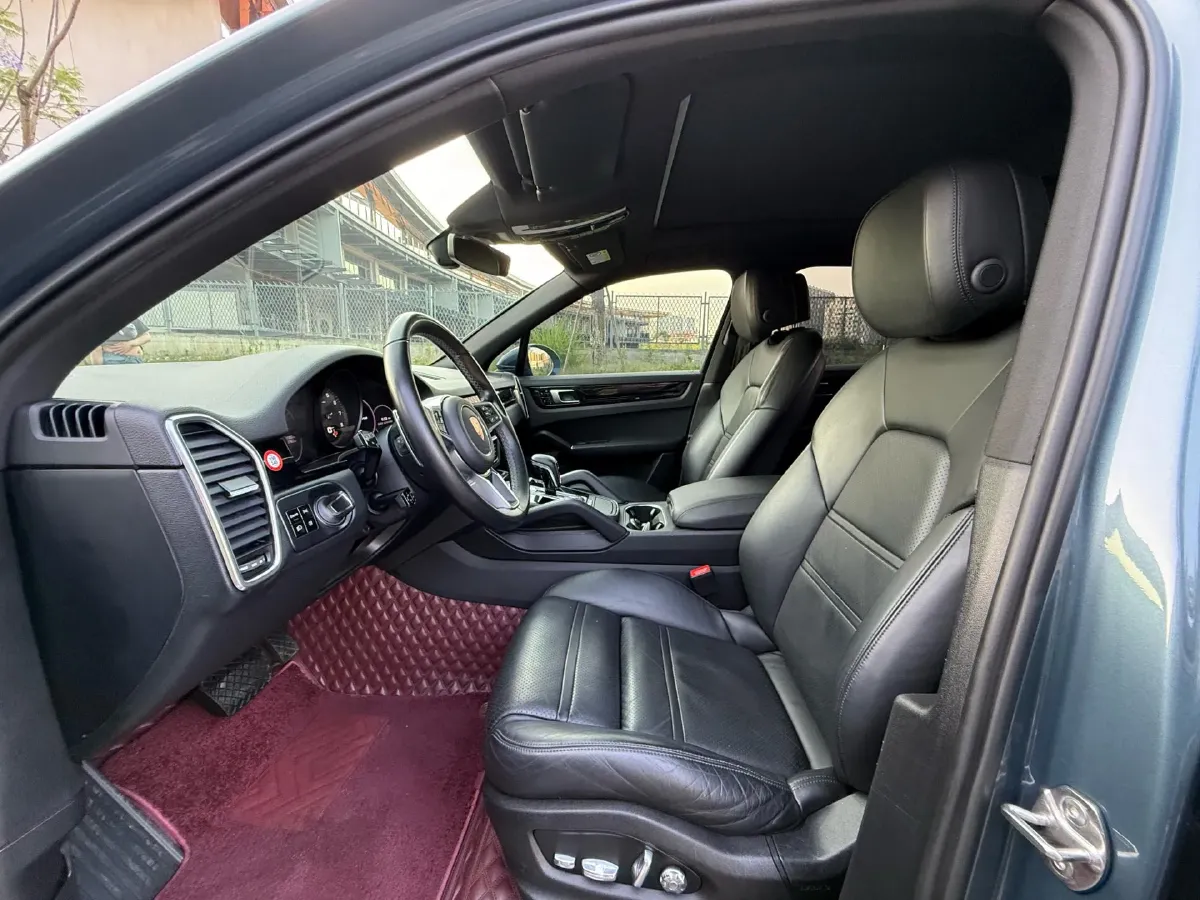 2018 Land Rover Range Rover Velar 3.0T 380HP V6 8AT,autocango,china used car exporter,china ev exporter,chinese used car exporter,chinese used ev exporter