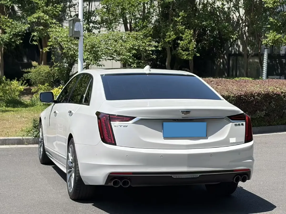 2022 Cadillac CT6 2.0T 237HP L4 10AT,autocango,china used car exporter,china ev exporter,chinese used car exporter,chinese used ev exporter