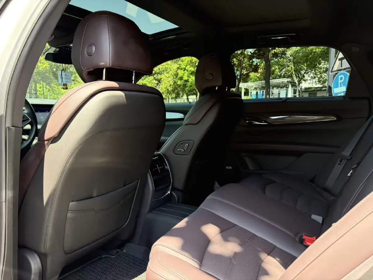 2022 Cadillac CT6 2.0T 237HP L4 10AT,autocango,china used car exporter,china ev exporter,chinese used car exporter,chinese used ev exporter