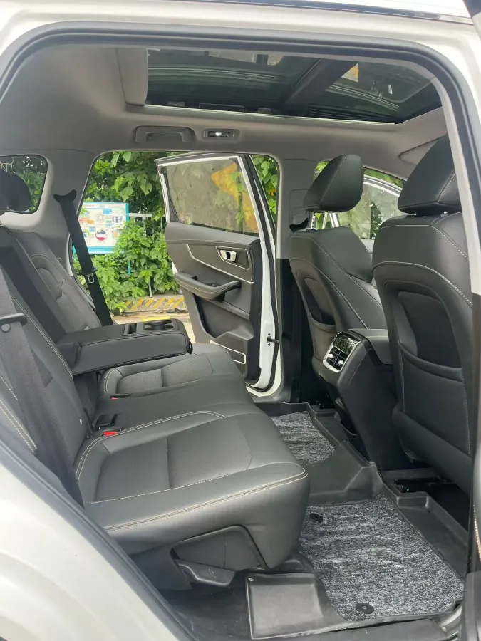 2020 Chery Tiggo 8 1.5T 156HP L4 6MT,autocango,china used car exporter,china ev exporter,chinese used car exporter,chinese used ev exporter