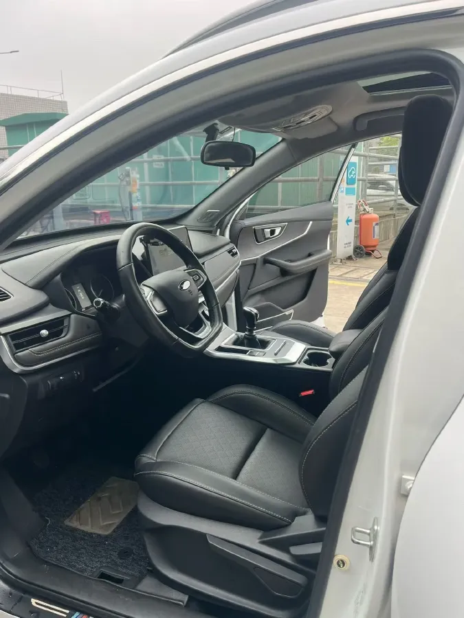 2020 Chery Tiggo 8 1.5T 156HP L4 6MT,autocango,china used car exporter,china ev exporter,chinese used car exporter,chinese used ev exporter