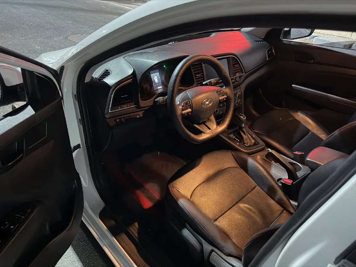 2018 Hyundai Elantra 1.4T 130HP L4 7DCT,autocango,china used car exporter,china ev exporter,chinese used car exporter,chinese used ev exporter