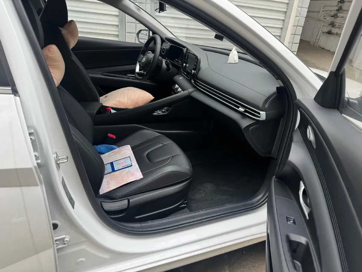 2023 Hyundai Elantra 1.5L 115HP L4 CVT,autocango,china used car exporter,china ev exporter,chinese used car exporter,chinese used ev exporter