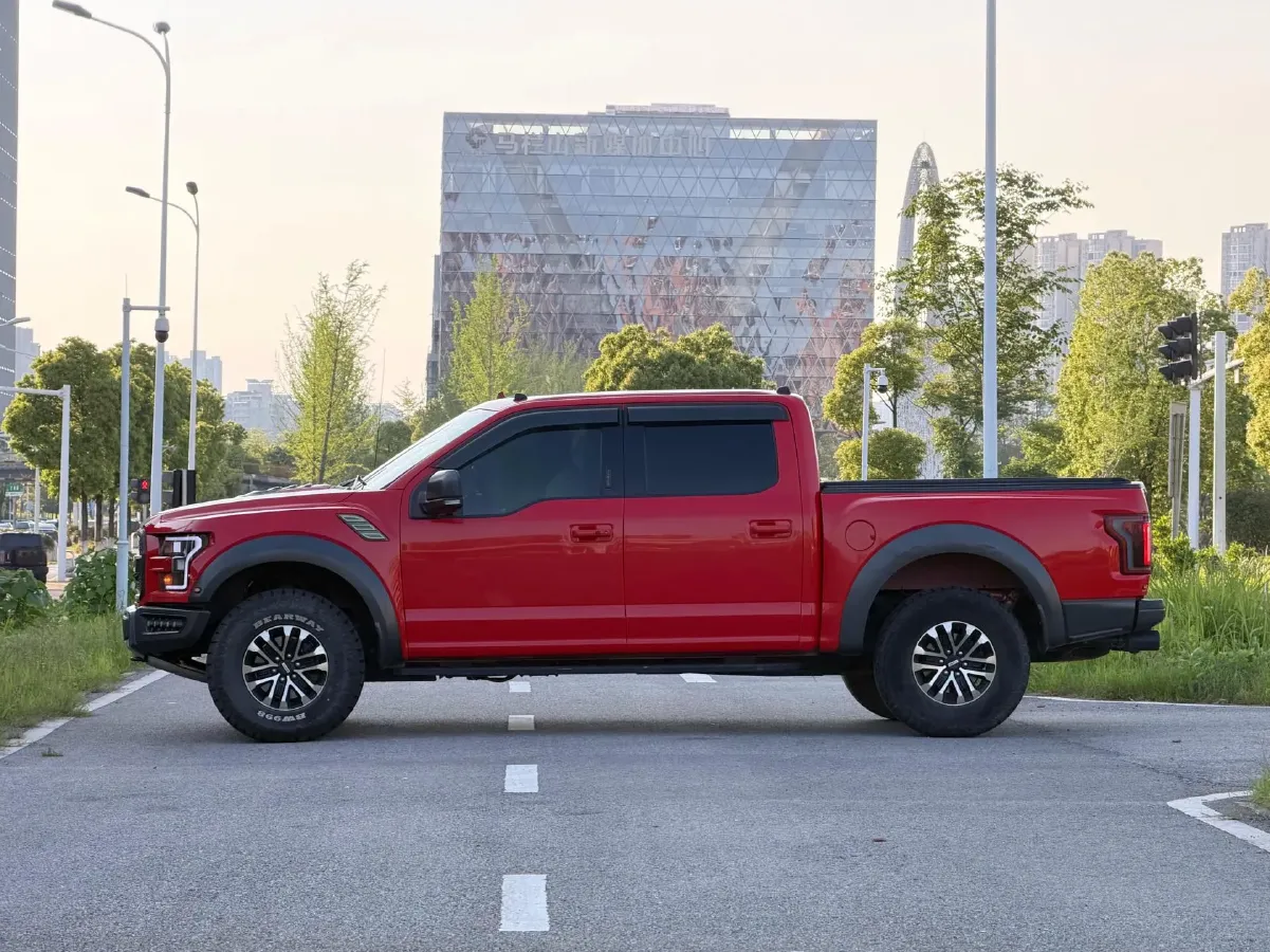 2019 Ford F-150 3.5T 381HP V6 10AT,autocango,china used car exporter,china ev exporter,chinese used car exporter,chinese used ev exporter