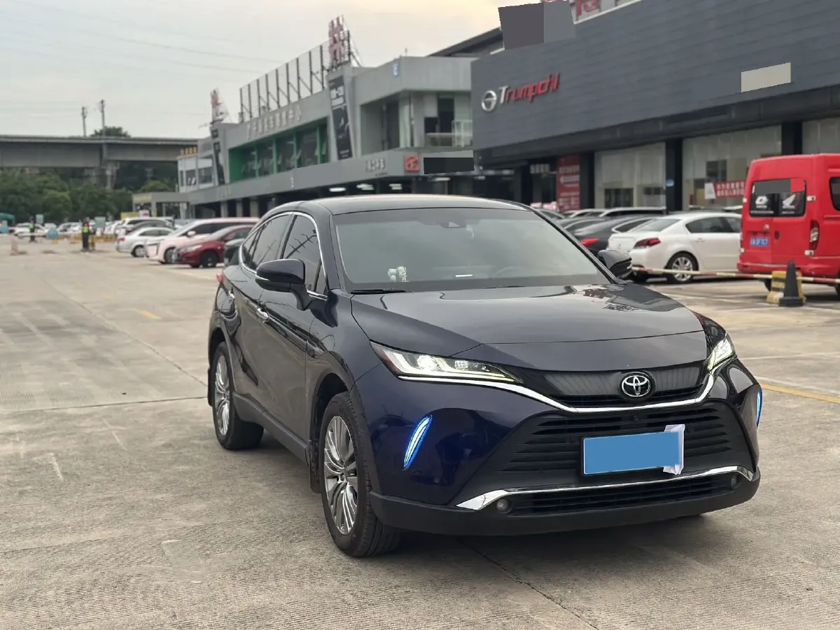 2022 Toyota Harrier 2.0L 171HP L4 CVT,autocango,china used car exporter,china ev exporter,chinese used car exporter,chinese used ev exporter