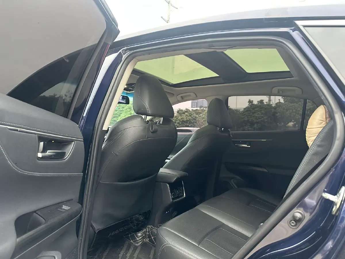 2022 Toyota Harrier 2.0L 171HP L4 CVT,autocango,china used car exporter,china ev exporter,chinese used car exporter,chinese used ev exporter