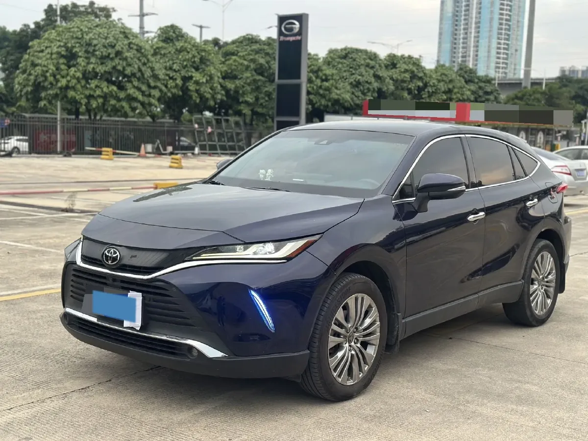 2022 Toyota Harrier 2.0L 171HP L4 CVT,autocango,china used car exporter,china ev exporter,chinese used car exporter,chinese used ev exporter