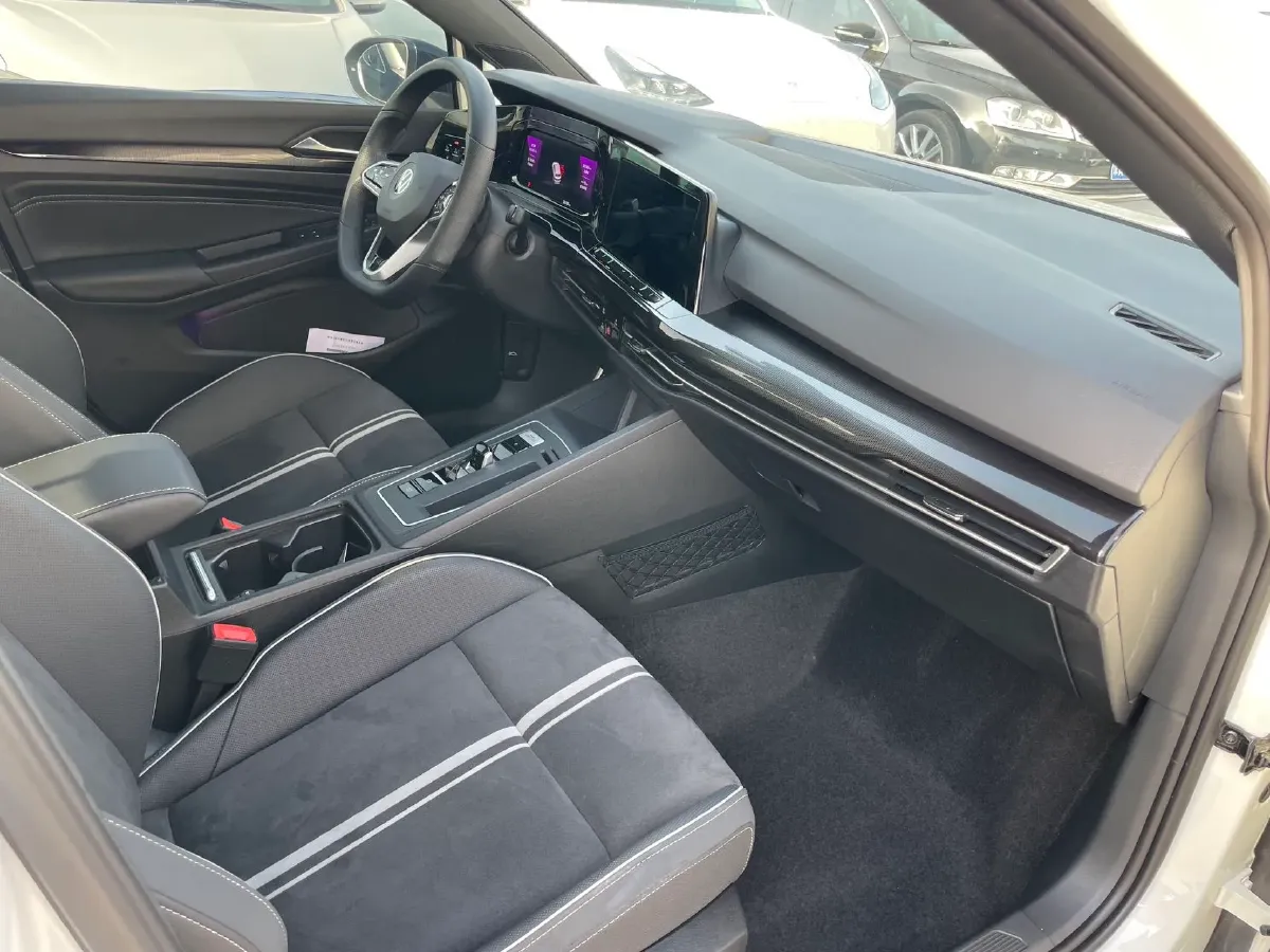 2021 Volkswagen Golf 1.4T 150HP L4 7DCT,autocango,china used car exporter,china ev exporter,chinese used car exporter,chinese used ev exporter