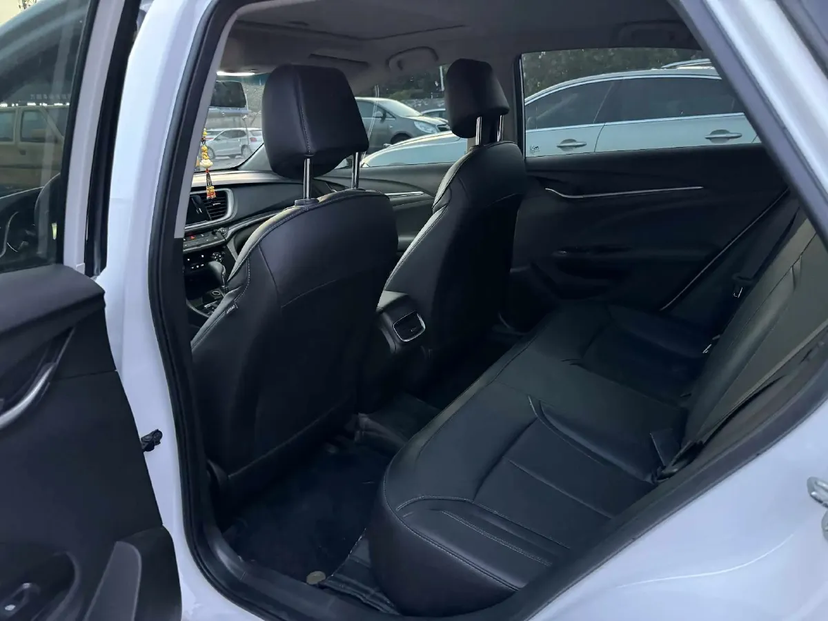 2020 Buick Encore 1.0T 125HP L3 6AT,autocango,china used car exporter,china ev exporter,chinese used car exporter,chinese used ev exporter