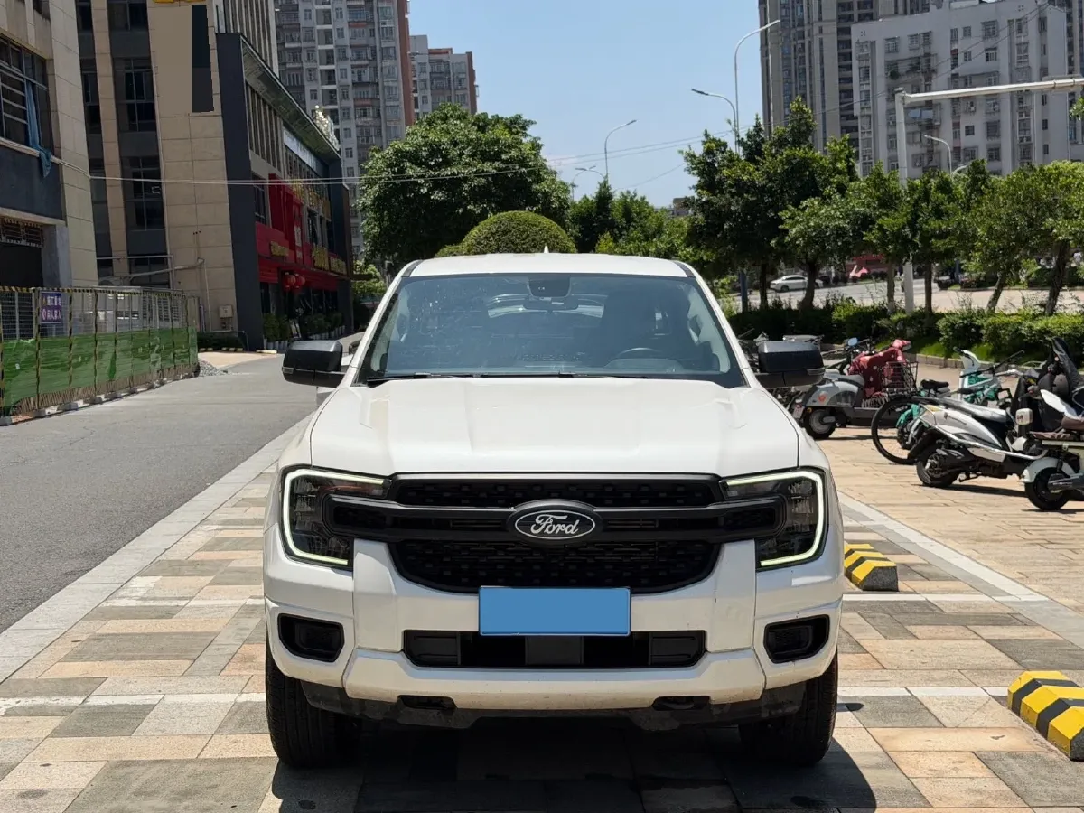 2023 Ford Ranger 2.3T 258HP L4 8AT,autocango,china used car exporter,china ev exporter,chinese used car exporter,chinese used ev exporter