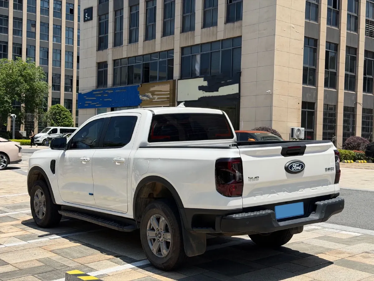 2023 Ford Ranger 2.3T 258HP L4 8AT,autocango,china used car exporter,china ev exporter,chinese used car exporter,chinese used ev exporter