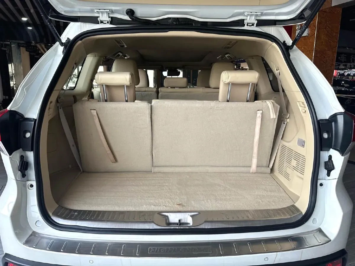2018 Toyota Highlander 2.0T 220HP L4 6AT,autocango,china used car exporter,china ev exporter,chinese used car exporter,chinese used ev exporter