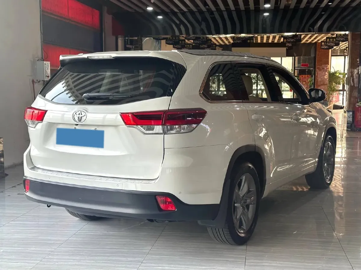2018 Toyota Highlander 2.0T 220HP L4 6AT,autocango,china used car exporter,china ev exporter,chinese used car exporter,chinese used ev exporter
