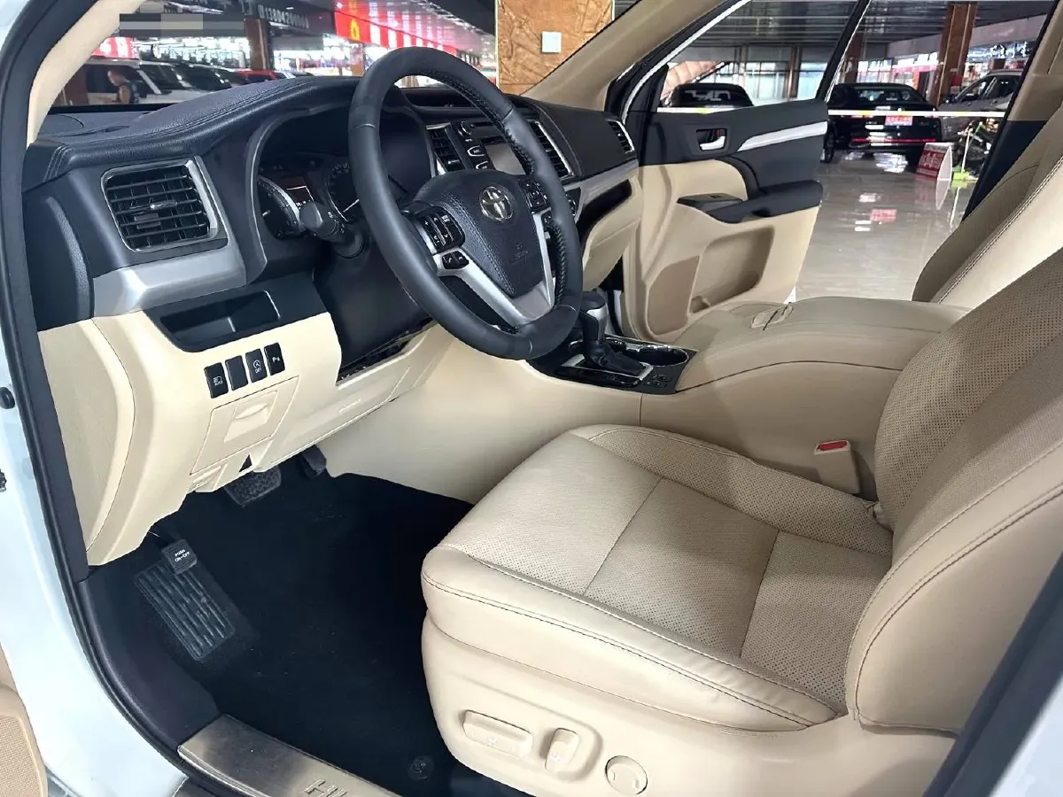2018 Toyota Highlander 2.0T 220HP L4 6AT,autocango,china used car exporter,china ev exporter,chinese used car exporter,chinese used ev exporter