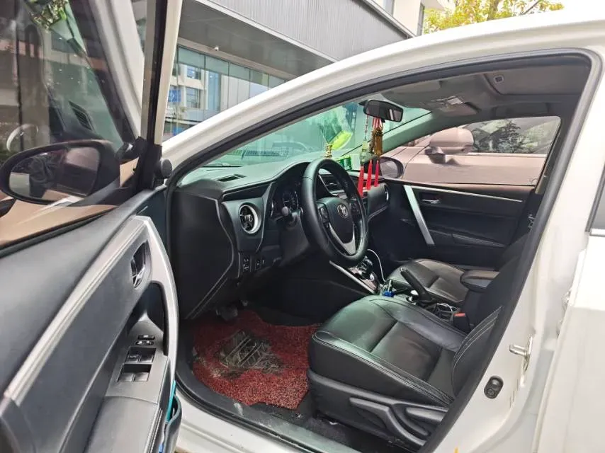 2017 Ford Focus 1.5T 181HP L4 6AT,autocango,china used car exporter,china ev exporter,chinese used car exporter,chinese used ev exporter