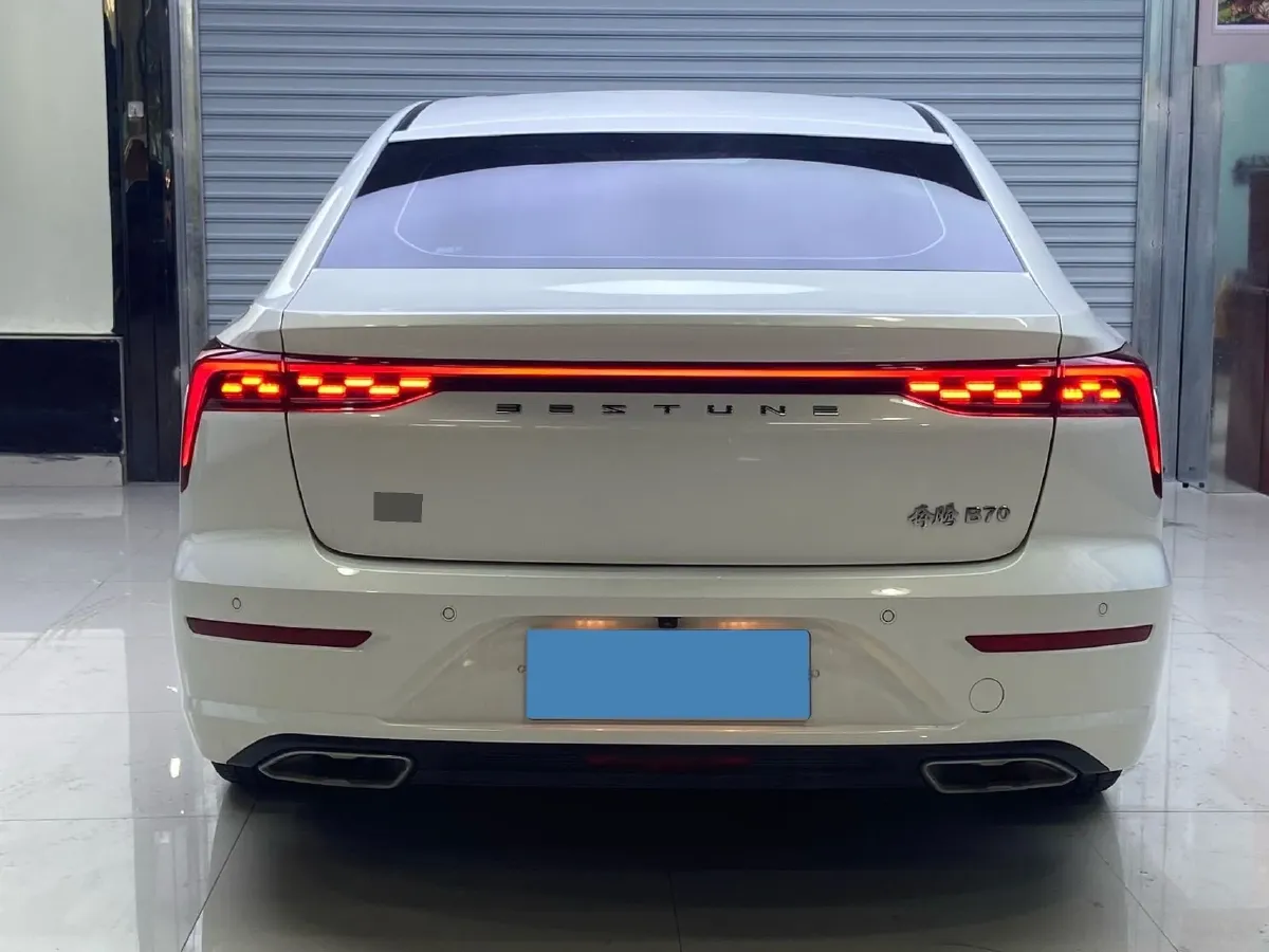 2021 Bestune B70 1.5T 169HP L4 7DCT,autocango,china used car exporter,china ev exporter,chinese used car exporter,chinese used ev exporter