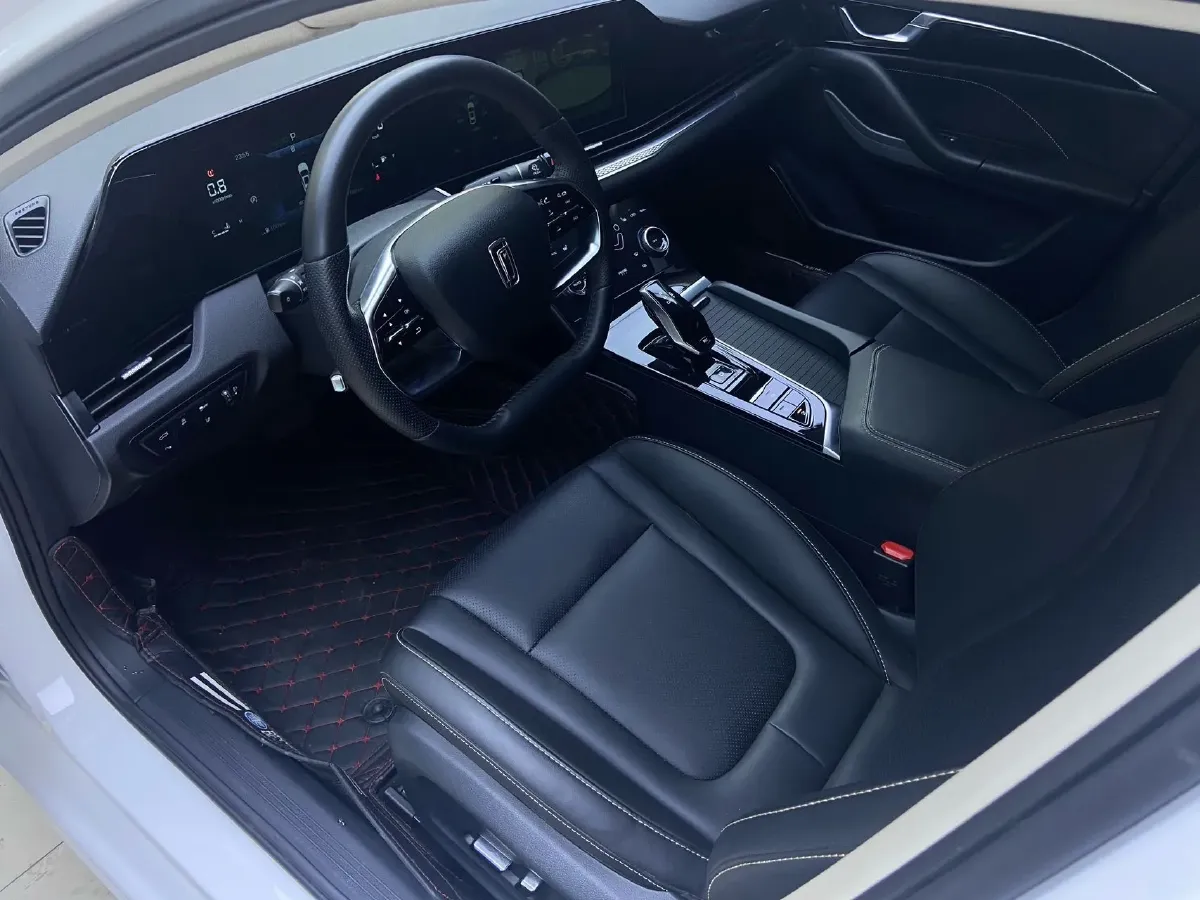 2021 Bestune B70 1.5T 169HP L4 7DCT,autocango,china used car exporter,china ev exporter,chinese used car exporter,chinese used ev exporter