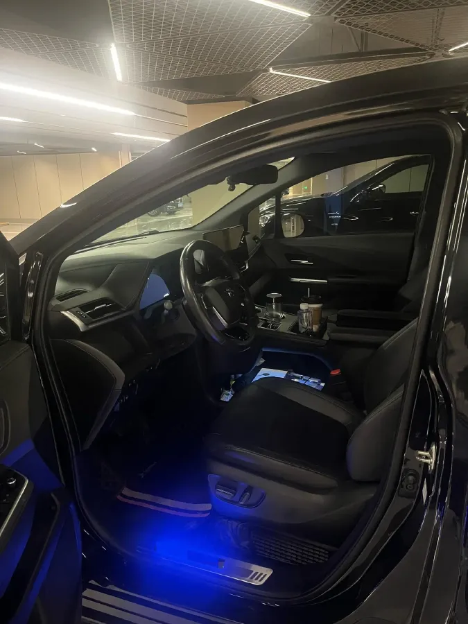 2021 Toyota Sienna 2.5L 192HP L4 E-CVT Hybrid,autocango,china used car exporter,china ev exporter,chinese used car exporter,chinese used ev exporter