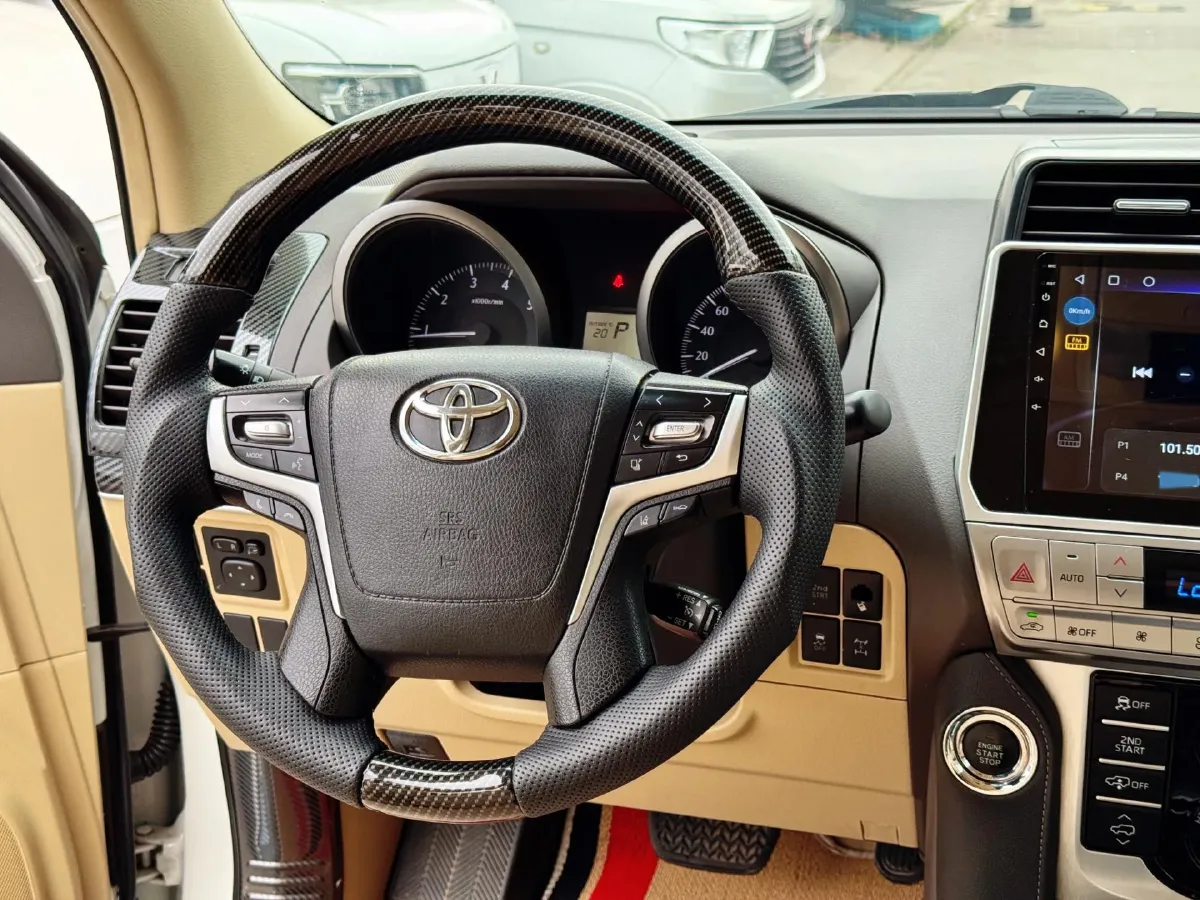 2017 Toyota Corolla 1.2T 116HP L4 6MT,autocango,china used car exporter,china ev exporter,chinese used car exporter,chinese used ev exporter