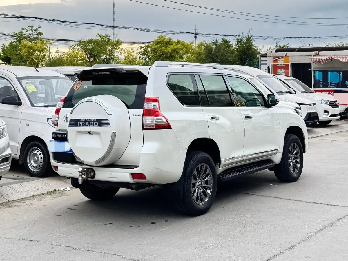2017 Toyota Corolla 1.2T 116HP L4 6MT,autocango,china used car exporter,china ev exporter,chinese used car exporter,chinese used ev exporter
