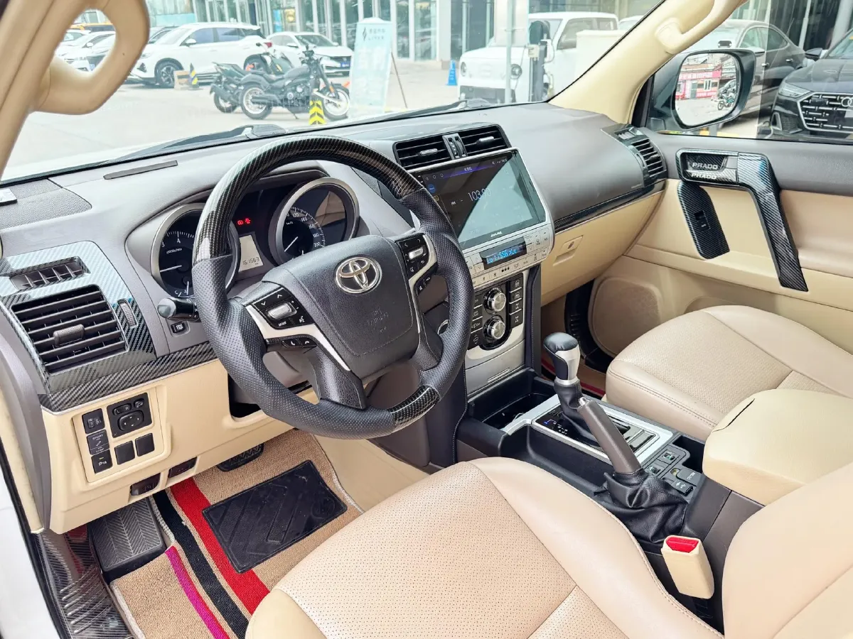 2017 Toyota Corolla 1.2T 116HP L4 6MT,autocango,china used car exporter,china ev exporter,chinese used car exporter,chinese used ev exporter