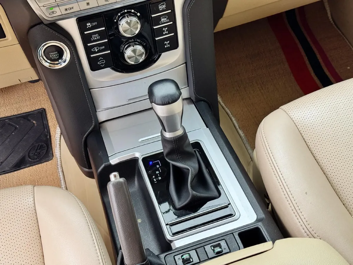 2017 Toyota Corolla 1.2T 116HP L4 6MT,autocango,china used car exporter,china ev exporter,chinese used car exporter,chinese used ev exporter