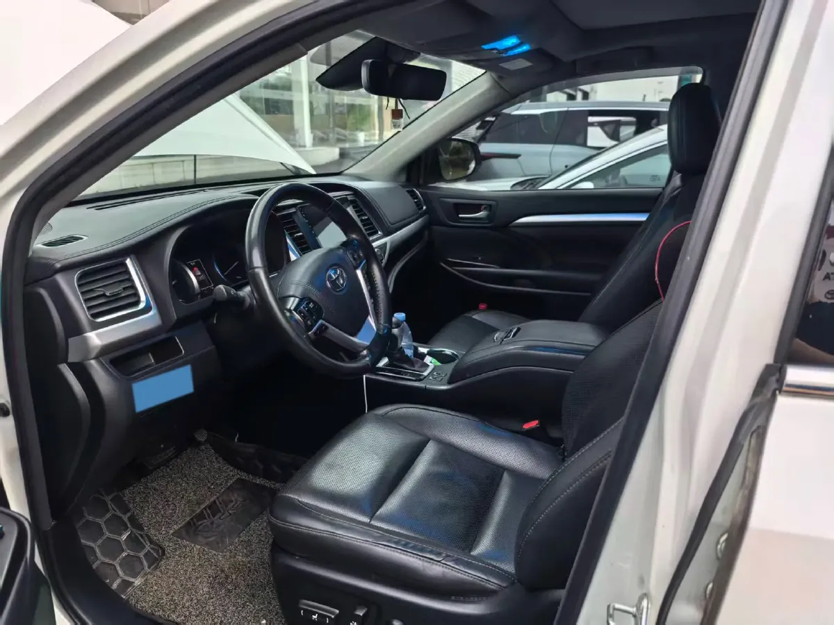 2018 Toyota Highlander 2.0T 220HP L4 6AT,autocango,china used car exporter,china ev exporter,chinese used car exporter,chinese used ev exporter
