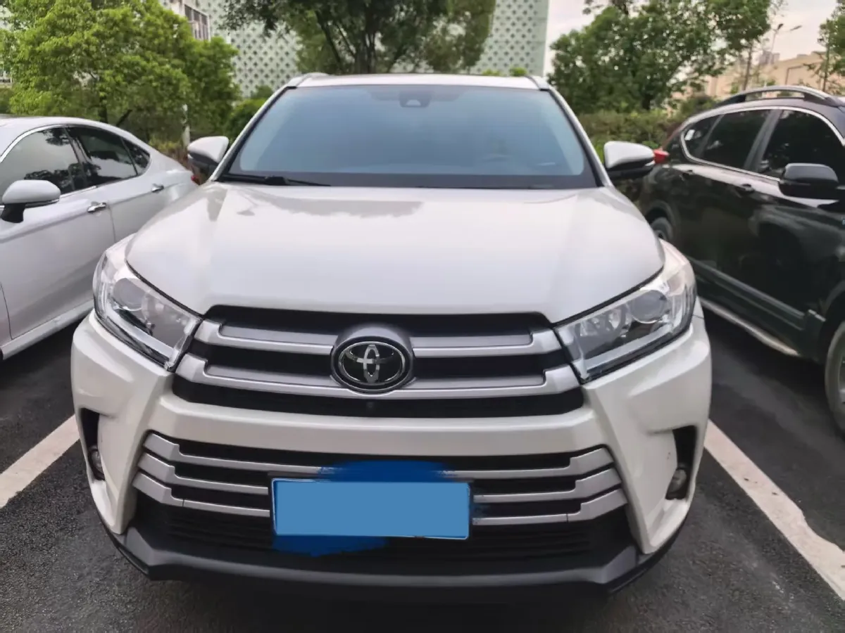 2018 Toyota Highlander 2.0T 220HP L4 6AT,autocango,china used car exporter,china ev exporter,chinese used car exporter,chinese used ev exporter
