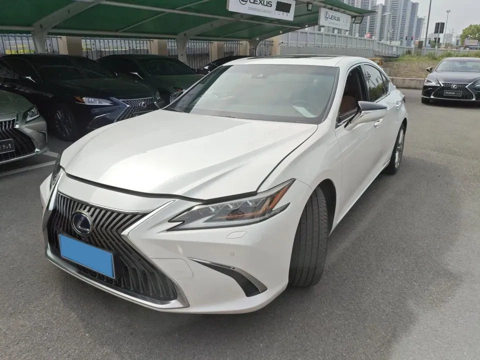 2018 Lexus ES 2.5L 178HP L4 E-CVT Hybrid,autocango,china used car exporter,china ev exporter,chinese used car exporter,chinese used ev exporter