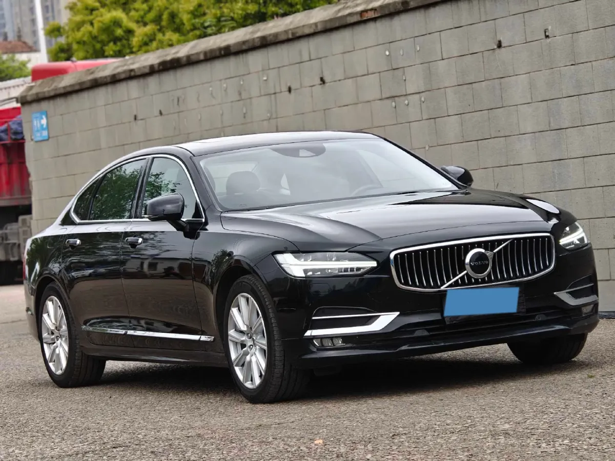 2020 Volvo S90 2.0T 254HP L4 8AT,autocango,china used car exporter,china ev exporter,chinese used car exporter,chinese used ev exporter