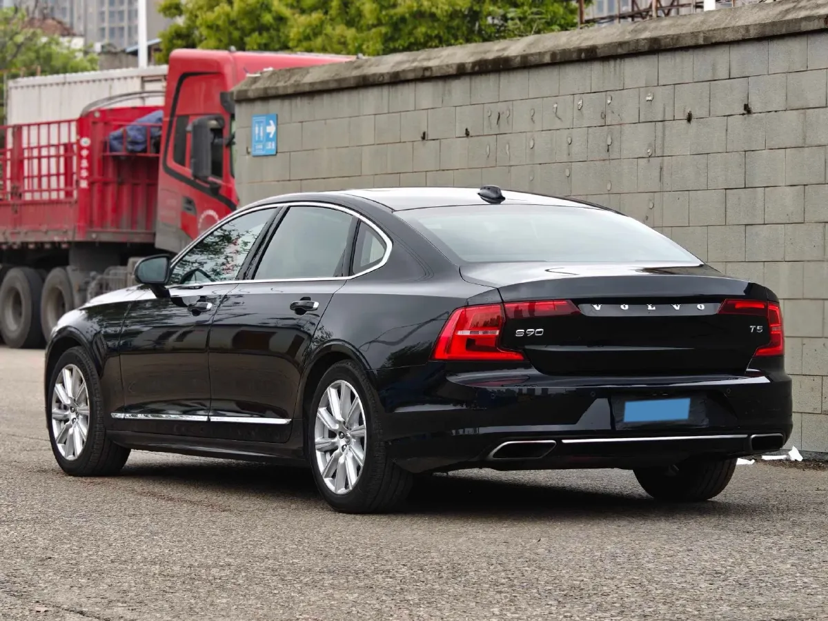 2020 Volvo S90 2.0T 254HP L4 8AT,autocango,china used car exporter,china ev exporter,chinese used car exporter,chinese used ev exporter
