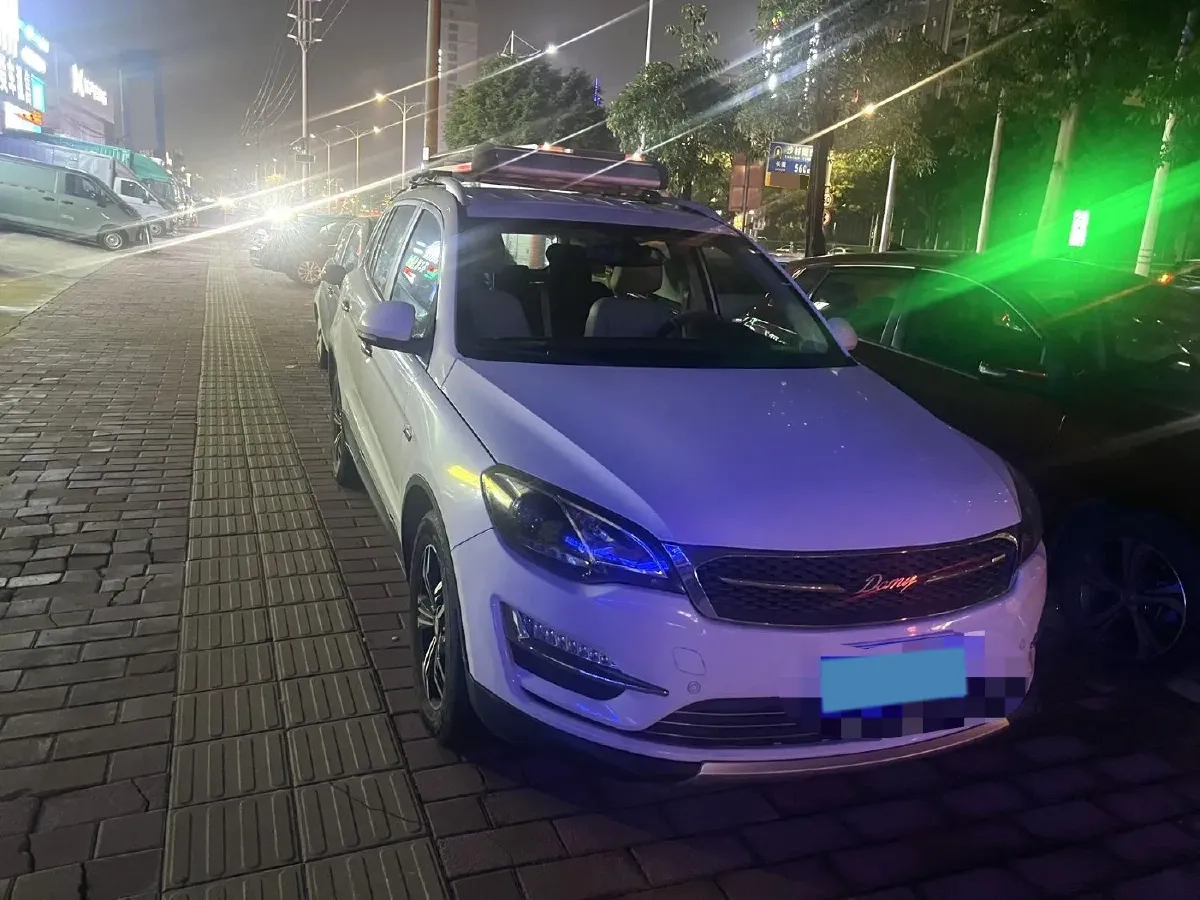 2017 Zotye Damy X7 1.5T 162HP L4 5MT,autocango,china used car exporter,china ev exporter,chinese used car exporter,chinese used ev exporter