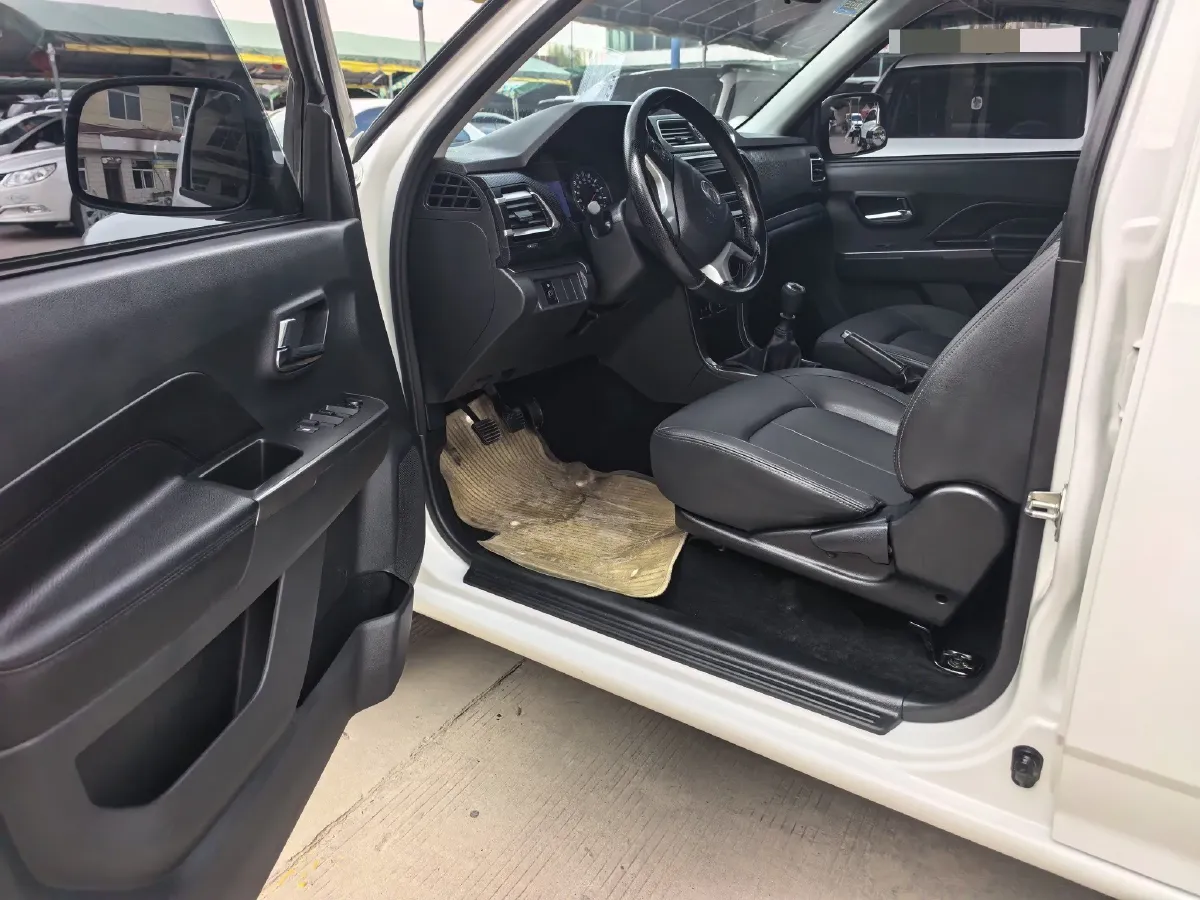 2021 Great Wall Wingle 5 2.0T 139HP L4 6MT,autocango,china used car exporter,china ev exporter,chinese used car exporter,chinese used ev exporter