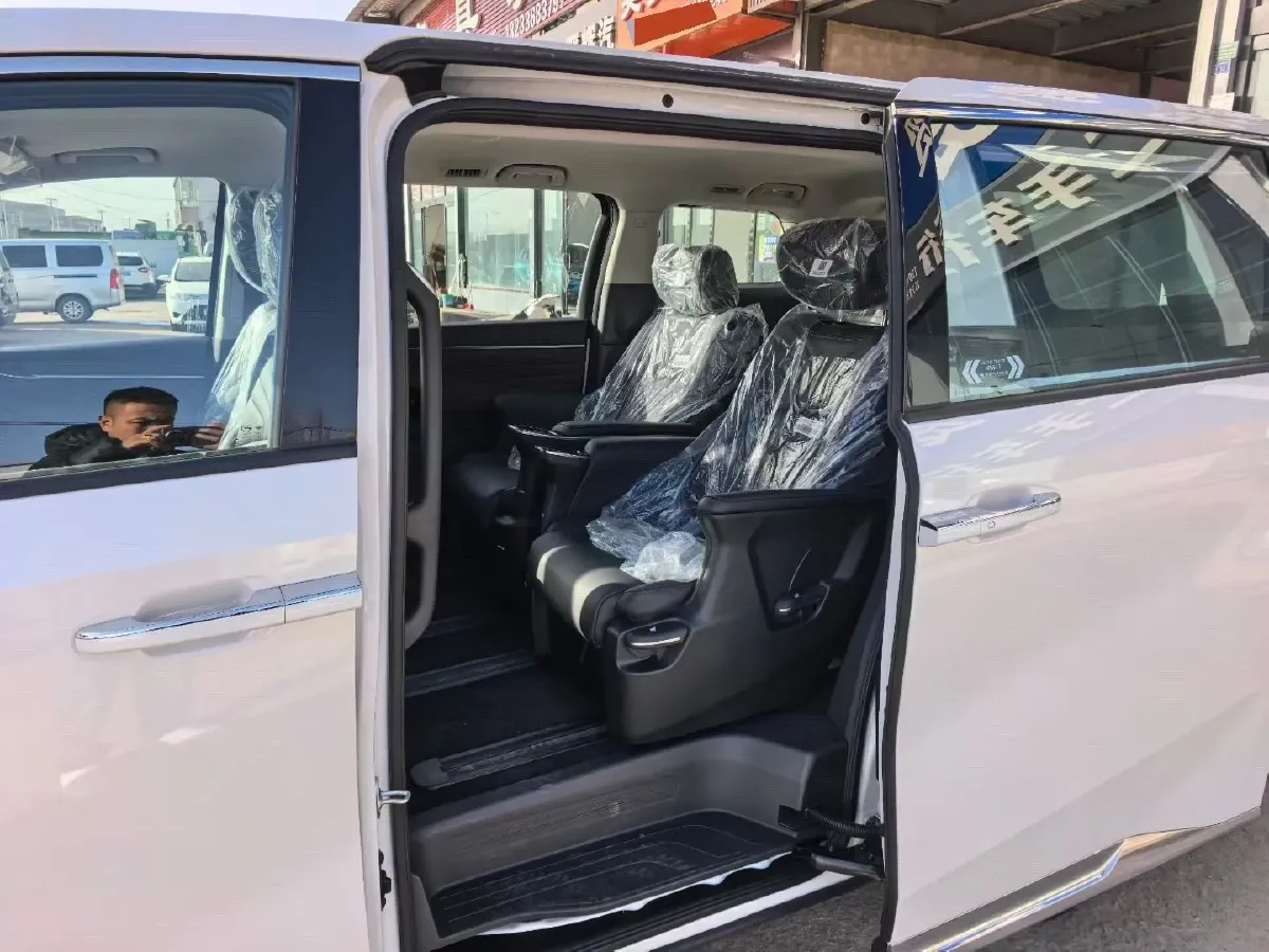 2023 Golden Dragon Sea Lion BEV 41.86KWH,autocango,china used car exporter,china ev exporter,chinese used car exporter,chinese used ev exporter