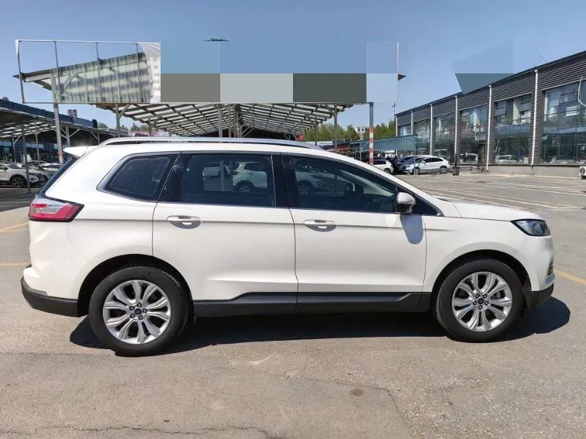 2021 Ford Edge 2.0T 245HP L4 8AT,autocango,china used car exporter,china ev exporter,chinese used car exporter,chinese used ev exporter