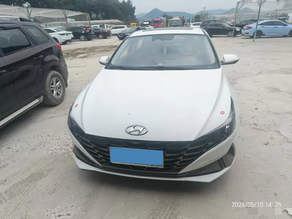 2022 Hyundai Elantra 1.5L 115HP L4 CVT,autocango,china used car exporter,china ev exporter,chinese used car exporter,chinese used ev exporter