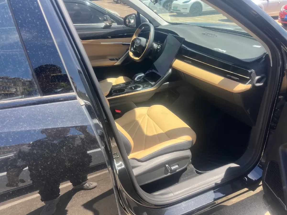 2023 Geely StarRay 1.5T 181HP L4 7DCT,autocango,china used car exporter,china ev exporter,chinese used car exporter,chinese used ev exporter