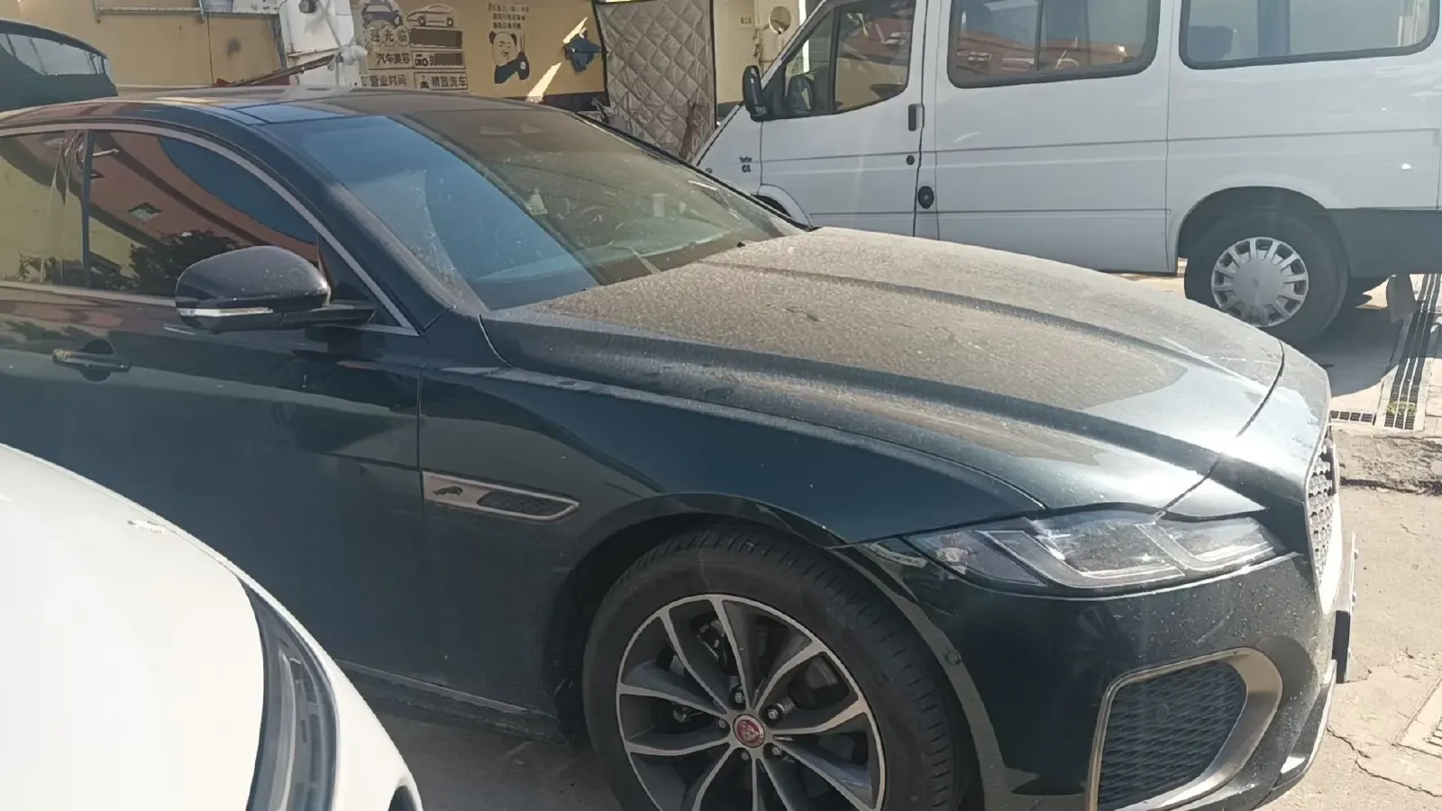 2022 Jaguar XFL 2.0T 250HP L4 8AT,autocango,china used car exporter,china ev exporter,chinese used car exporter,chinese used ev exporter