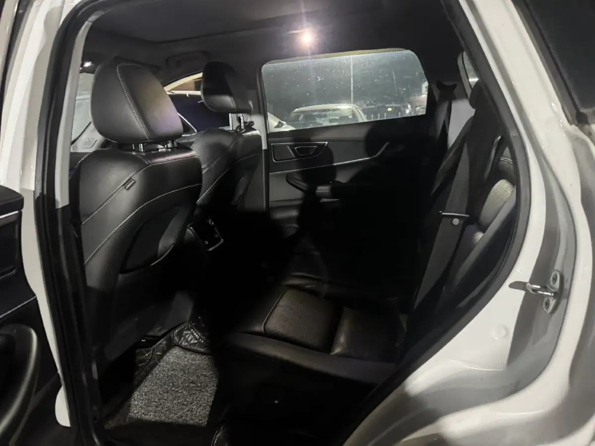 2020 Chery Tiggo 8 1.6T 197HP L4 7DCT,autocango,china used car exporter,china ev exporter,chinese used car exporter,chinese used ev exporter