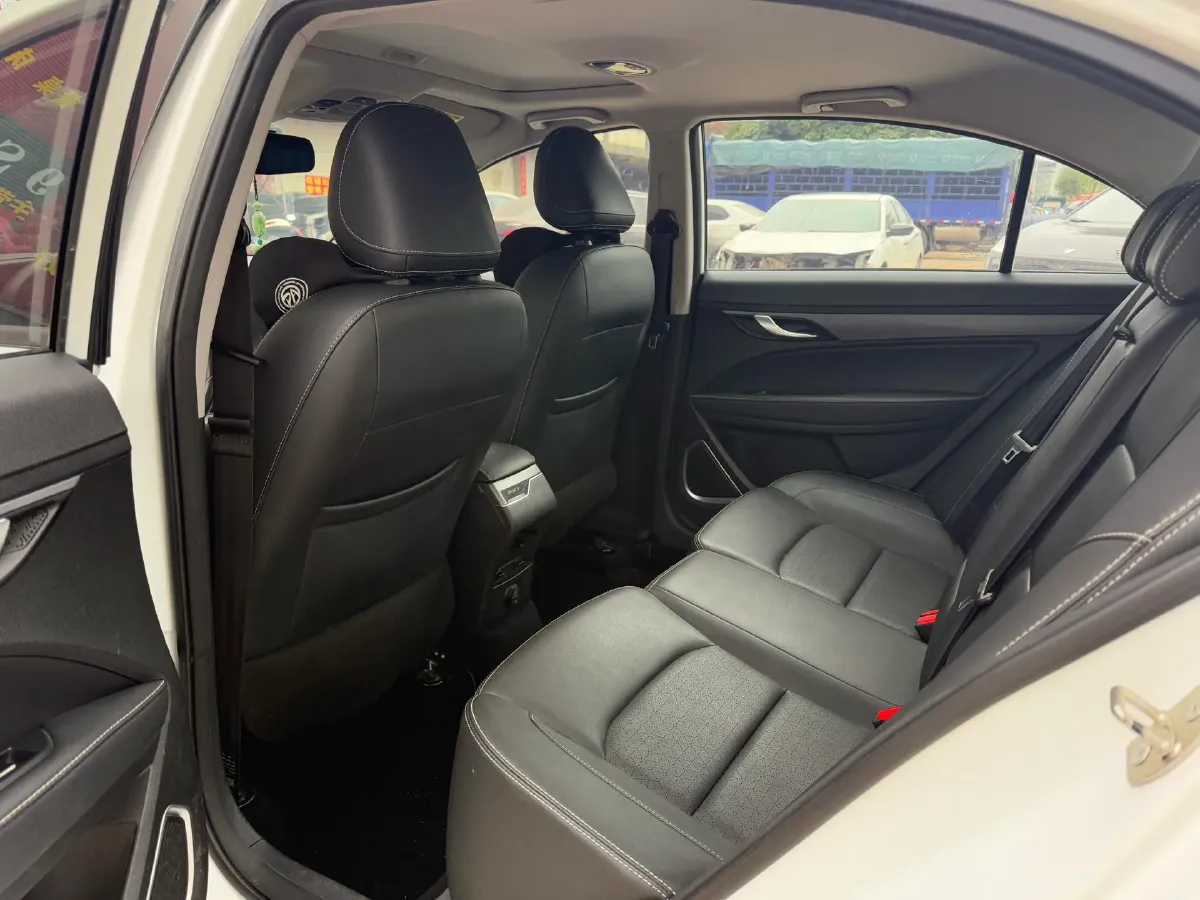2021 Geely Emgrand 1.5L 109HP L4 CVT,autocango,china used car exporter,china ev exporter,chinese used car exporter,chinese used ev exporter